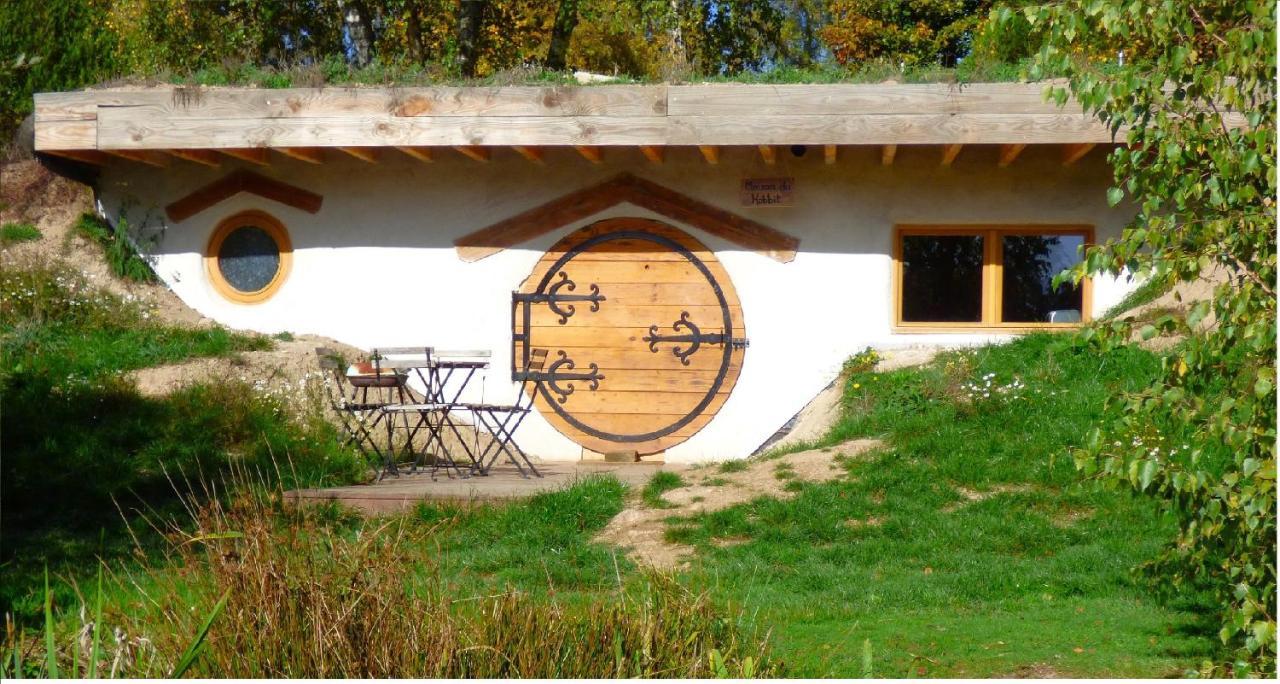 ホテル Domaine Du Balbuzard Condat-en-Combraille エクステリア 写真